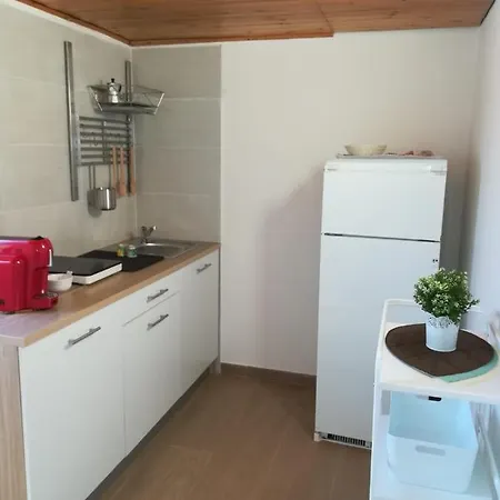 Sweet In Center Apartment
